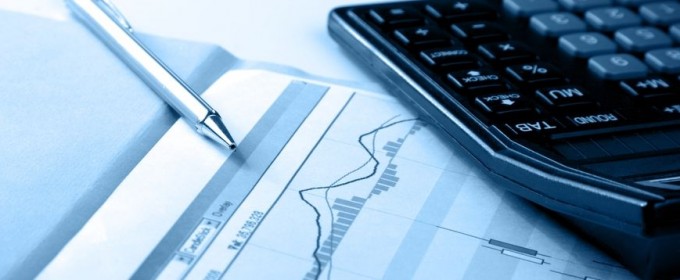 Calculator, graph and pen